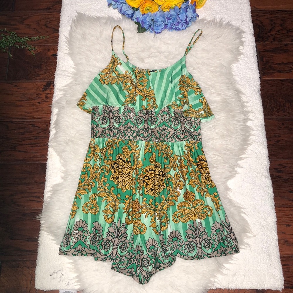 2W women’s Short Romper L